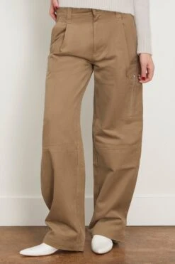 Cargo Pants In Taupe 8 Cargo Pants In Taupe -DOROTHE Clothing Shop ami CargoPantsinTaupe 2