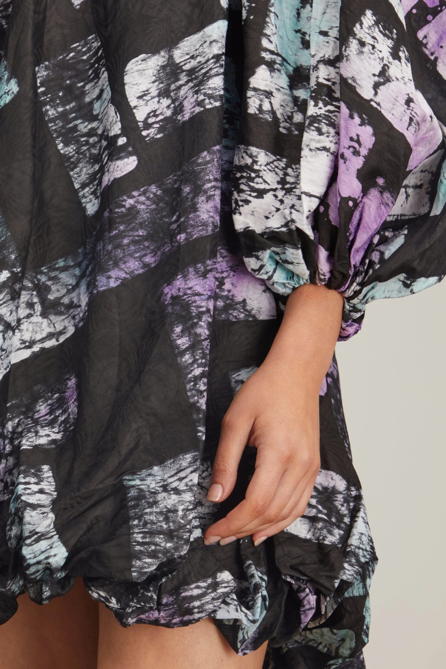 Adufe One Shoulder Puffy Sleeve Dress In Multicolor 7 Adufe One Shoulder Puffy Sleeve Dress In Multicolor - Image 5