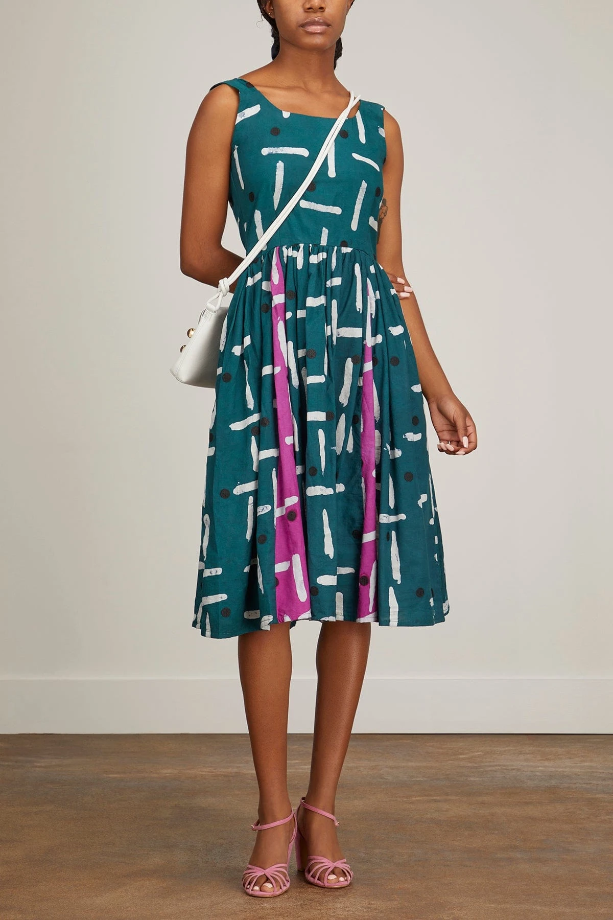 Soji Fitted Dress In Green 4 Soji Fitted Dress In Green - Image 2