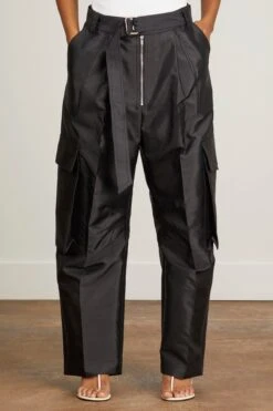 Pleated Jumbo Cargo Pants In Black 8 Pleated Jumbo Cargo Pants In Black -DOROTHE Clothing Shop cjr pleated jumbo cargo pants in black 2