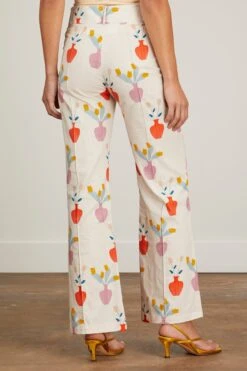 Yoshi Pant In Printed Flower Vase 10 Yoshi Pant In Printed Flower Vase -DOROTHE Clothing Shop destree yoshi pant in printed flower vase 3
