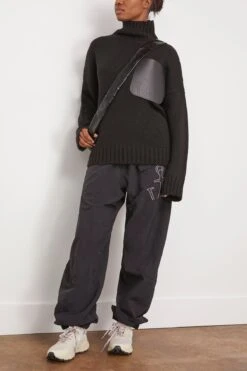 DOROTHE Clothing Shop 38 DOROTHE Clothing Shop -DOROTHE Clothing Shop jwanderson LeatherPatchPocketJumperinBlack 1