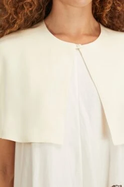 Aya Cape In White 11 Aya Cape In White -DOROTHE Clothing Shop la collection aya cape in white 4