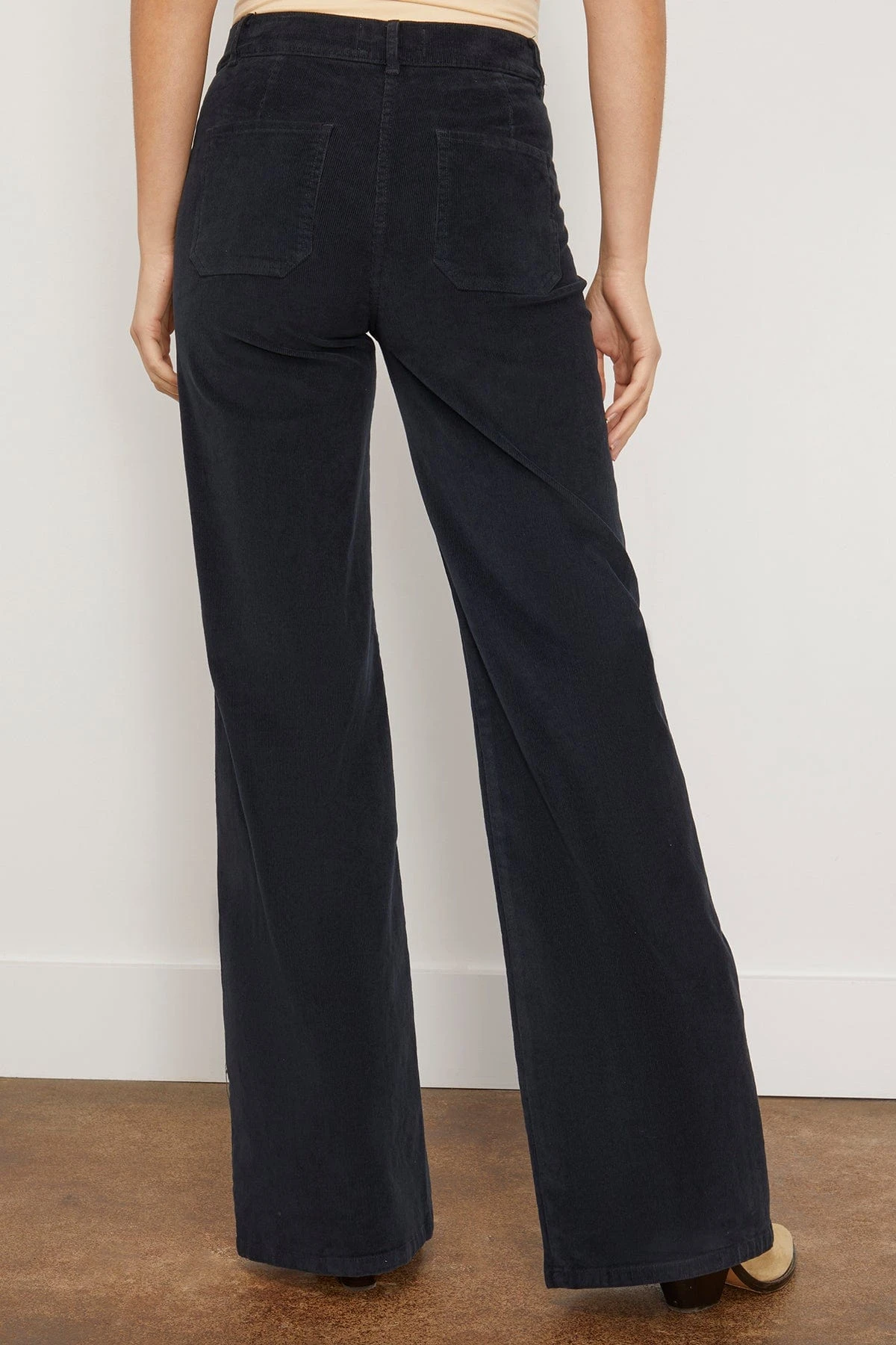 NILI LOTAN Florence Pant In Dark Navy 6 NILI LOTAN Florence Pant In Dark Navy - Image 4