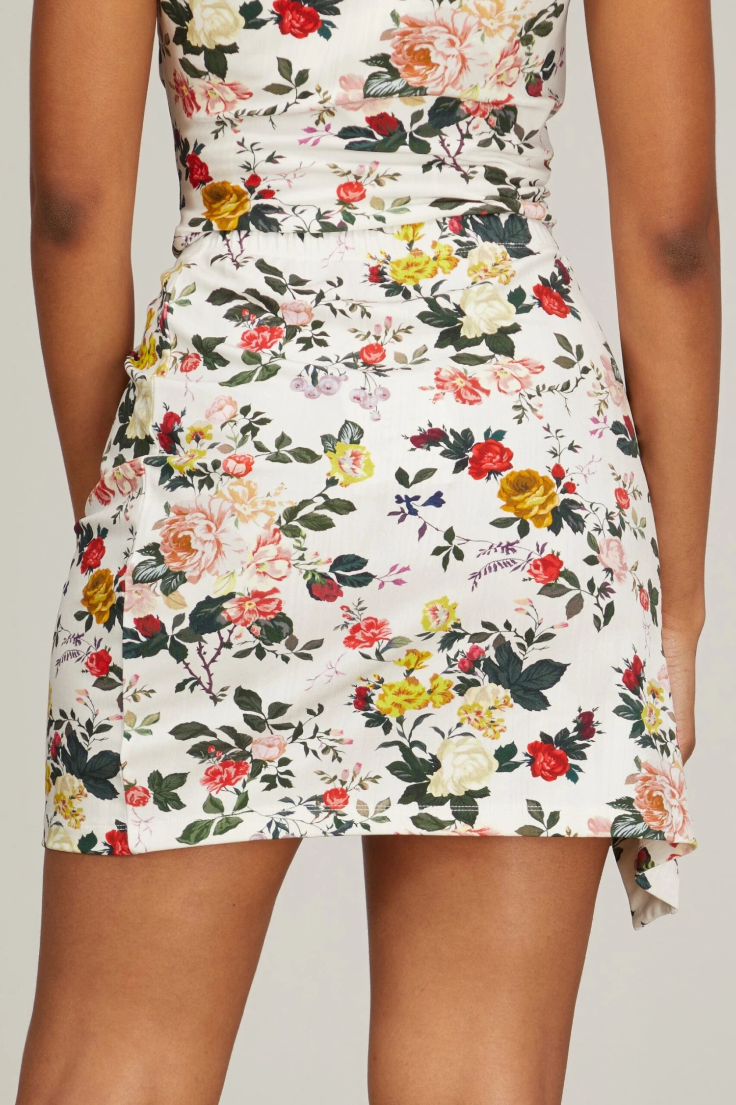 Paco Rabanne Jupe Knee Skirt In Ivory Rose Gard 6 Paco Rabanne Jupe Knee Skirt In Ivory Rose Gard - Image 4