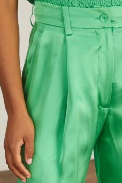 Wide Leg Pant In Midori -DOROTHE Clothing Shop sablyn wide leg pant in midori 4