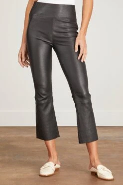 Crop Flare Legging In Black -DOROTHE Clothing Shop sprwmn crop flare legging in black 2