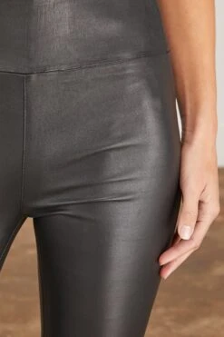 Crop Flare Legging In Black -DOROTHE Clothing Shop sprwmn crop flare legging in black 4