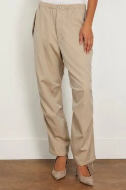 The Over Pants In Sand Beige 8 The Over Pants In Sand Beige -DOROTHE Clothing Shop tanaka TheOverPantsinSandBeige 2