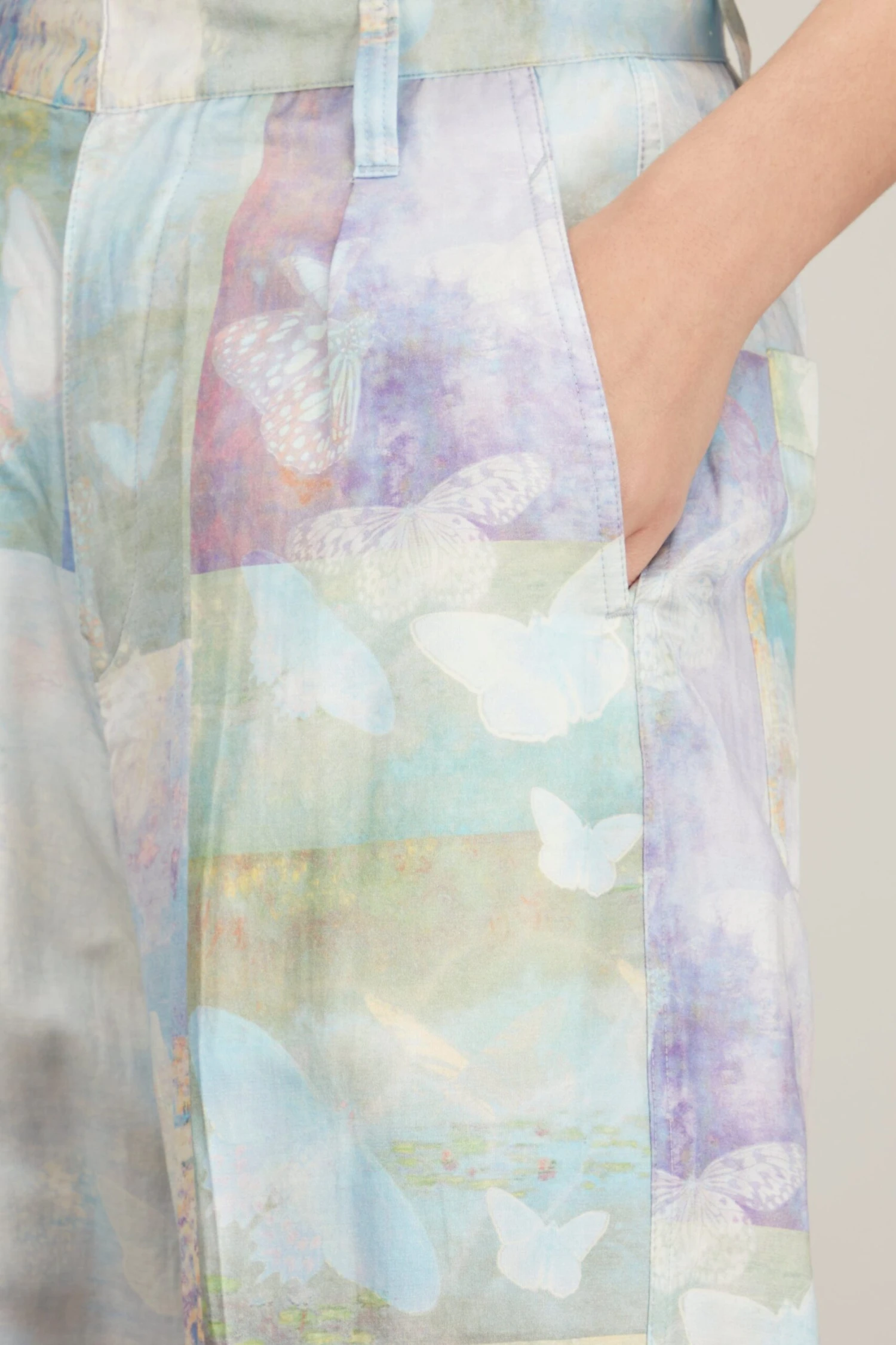 The Wide Easy Trousers In Under The Water 7 The Wide Easy Trousers In Under The Water - Image 5