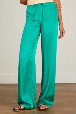 Palazzo Pant In Emerald 8 Palazzo Pant In Emerald -DOROTHE Clothing Shop woera PalazzoPantinEmerald 2