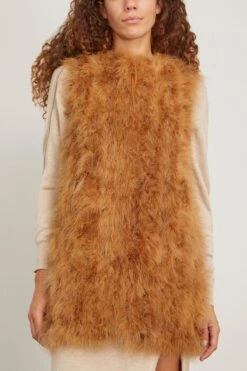 Feathers Vest In Madeleine 8 Feathers Vest In Madeleine -DOROTHE Clothing Shop yvessalomon FeathersVestinMadeleine 2